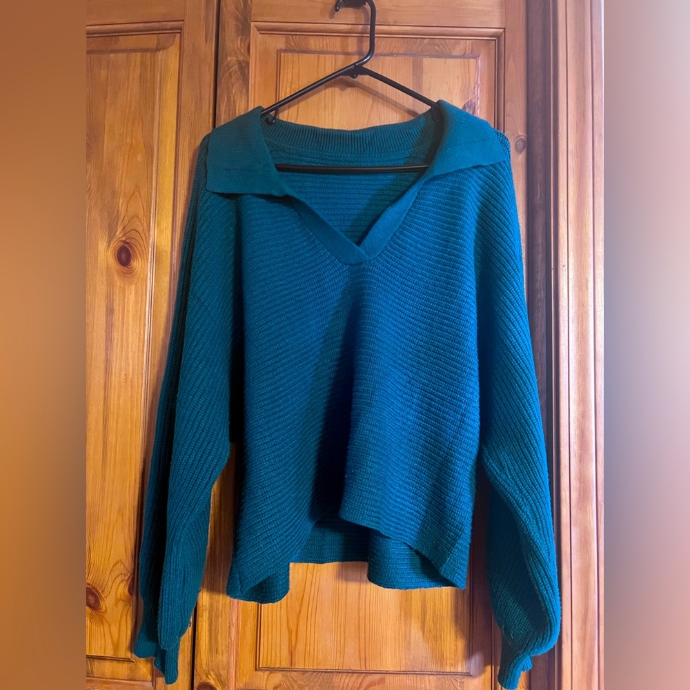 CHIIRY women’s oversized puff long sleeve V neck knitted polo pullover sweater.